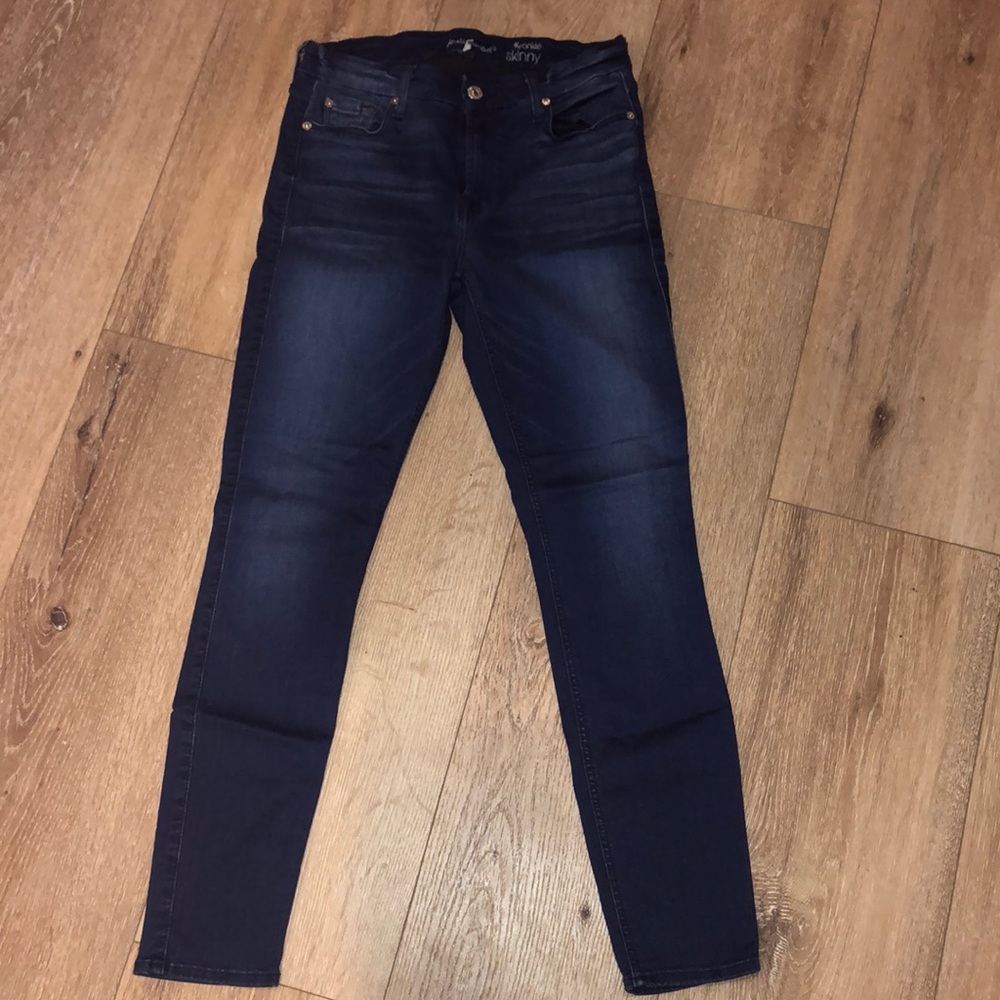 The Ankle Skinny Jean 👖